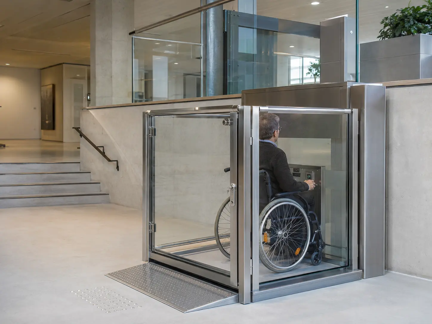Plataforma elevatória para acessibilidade